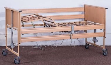 लकड़ी के फ्रेम इलेक्ट्रिक नर्सिंग बेड होम केयर बेड रैखिक एक्ट्यूएटर रोगी देखभाल बिस्तर
